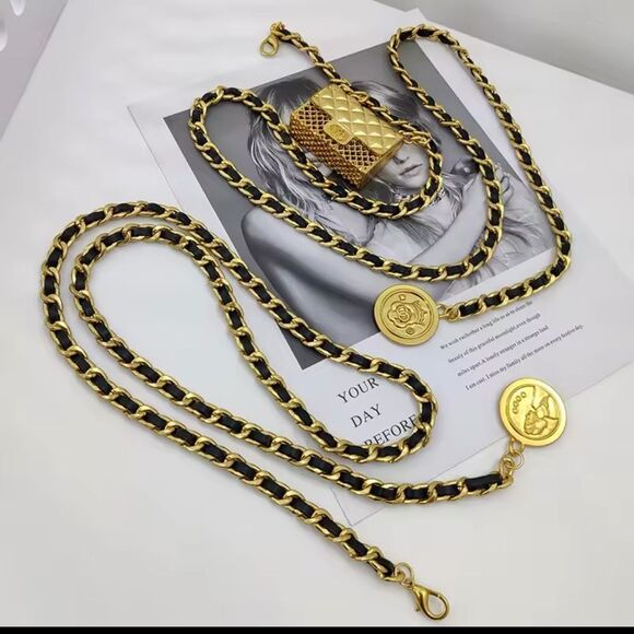 Anthro Black Gold Chain Belt With Designer Mini Charm Bag - Picture 4 of 13